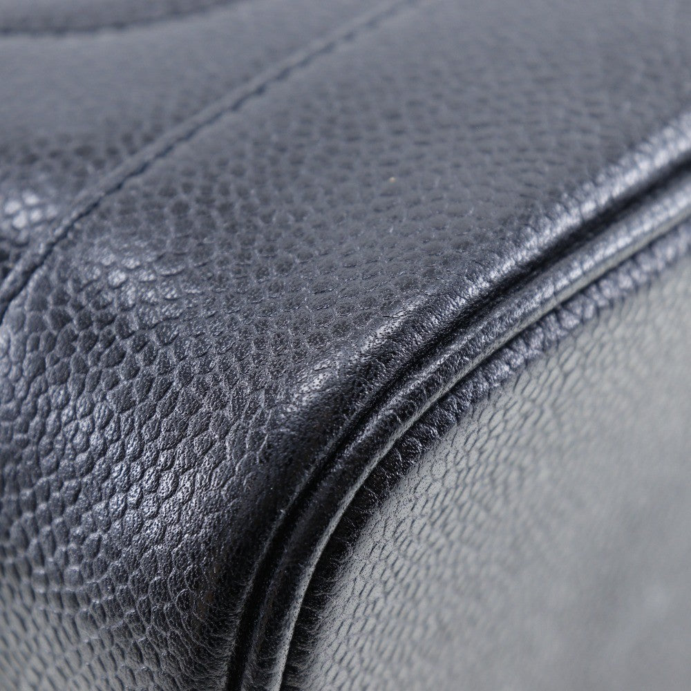 Chanel Vintage Timeless Cosmetic Case Caviar, BLACK, LEATHER, Toiletry Case