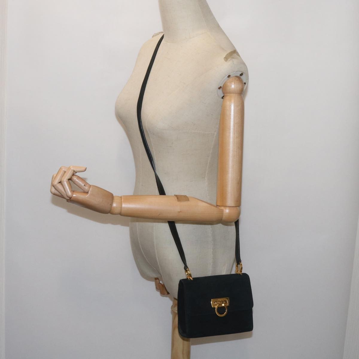 Salvatore Ferragamo Gancini Shoulder Bag Suede, BLACK, SUEDE, Shoulder bag