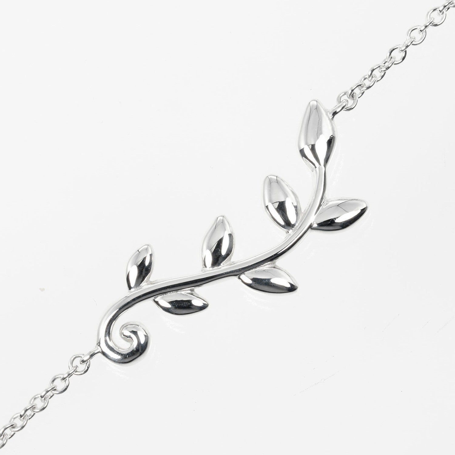 Tiffany & Co. Olive Leaf Chain Bracelet Sterling Silver, SILVER, SILVER, Bracelet