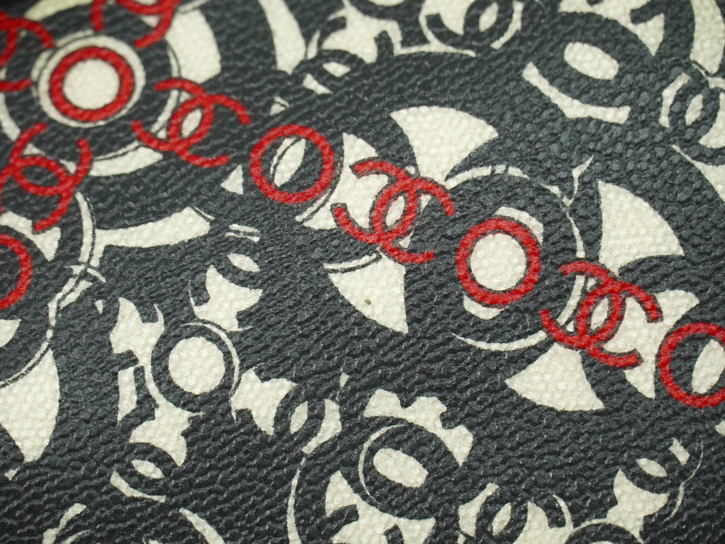 Chanel Optic Coco Tote Printed Coated Canvas with Caviar, MULTICOLOUR, CANVAS, Tote bag