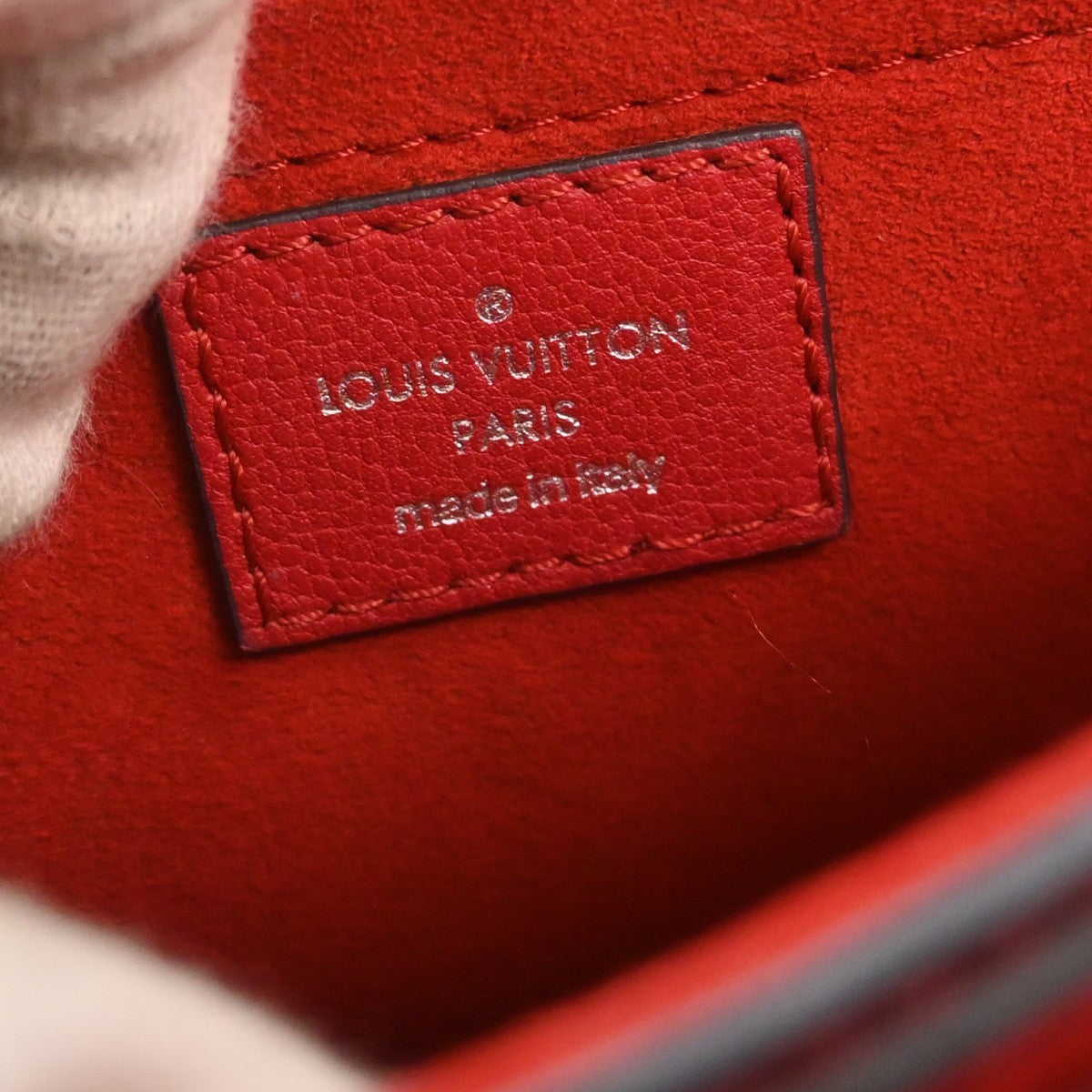 Louis Vuitton Very Messenger Monogram Leather, RED, LEATHER, Shoulder bag