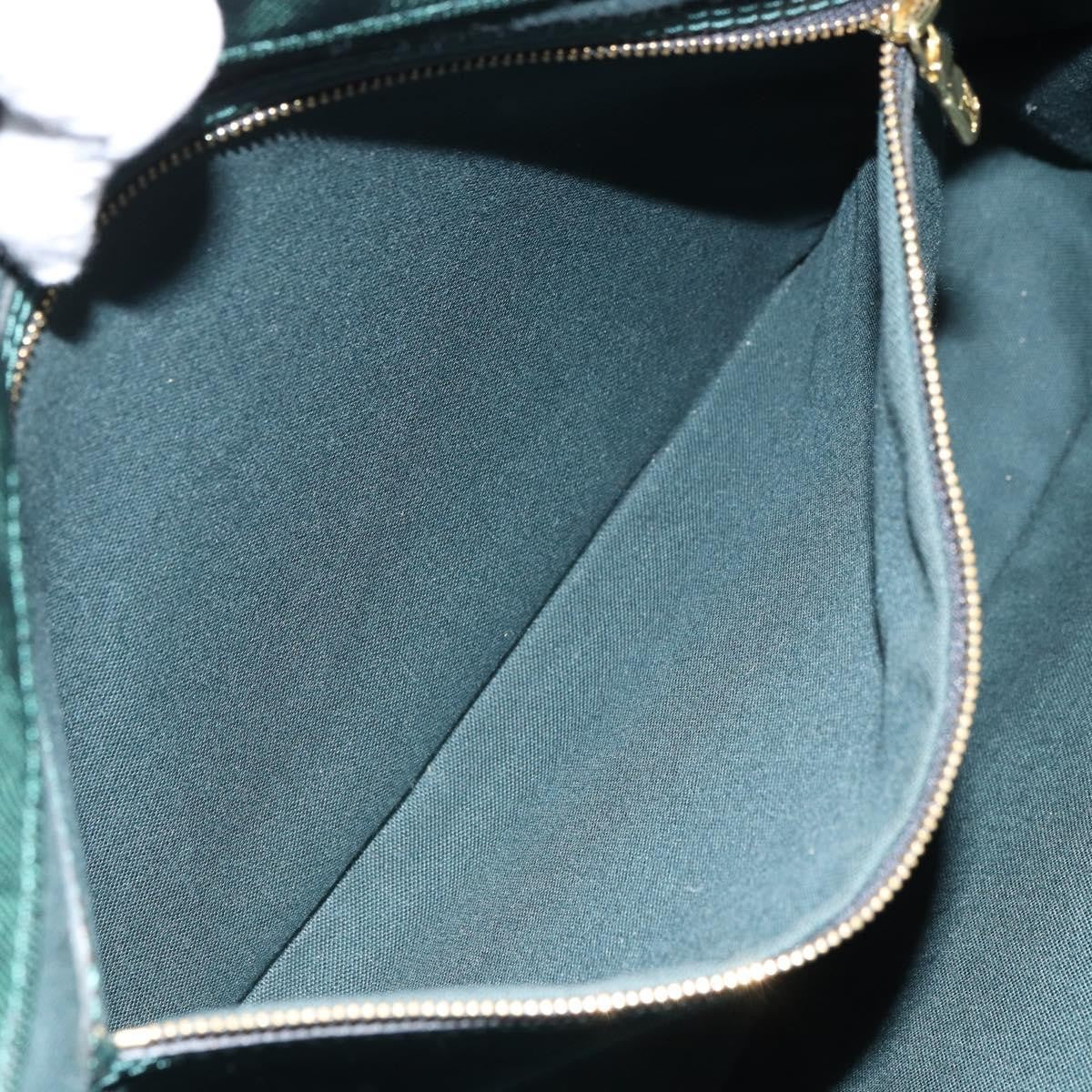 Louis Vuitton Dersou Bag Taiga Leather and Canvas, GREEN, LEATHER, Shoulder bag