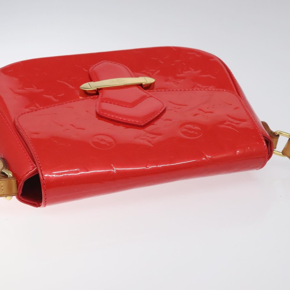 Louis Vuitton Bellflower Handbag Monogram Vernis, RED, PATENT_LEATHER, Shoulder bag