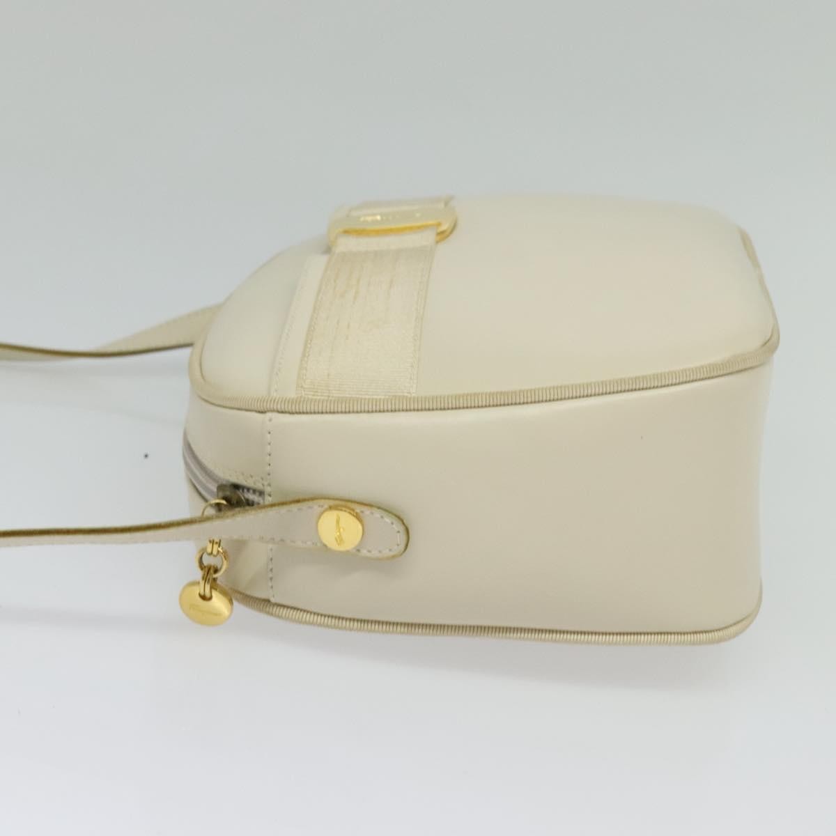 Salvatore Ferragamo Vala Shoulder Bag Leather, WHITE, LEATHER, Shoulder bag