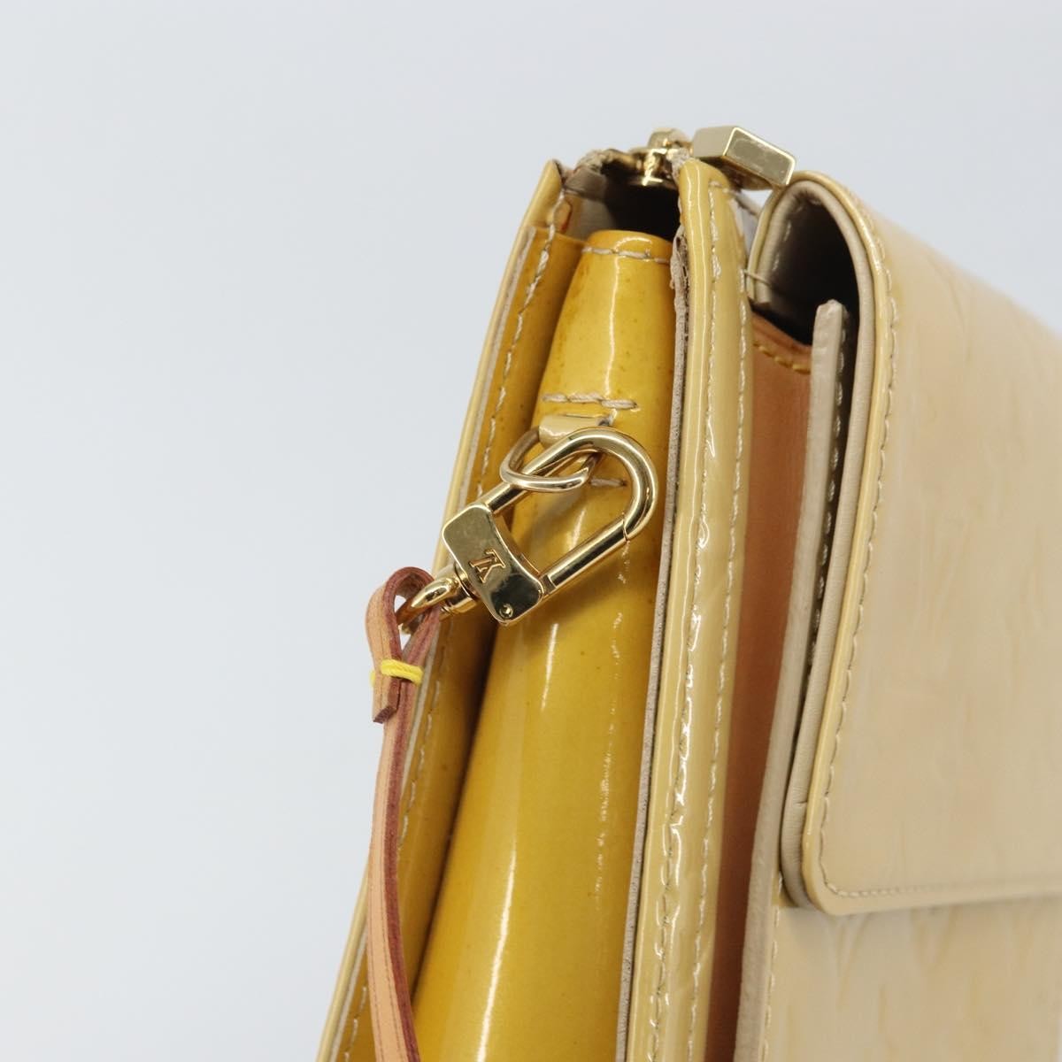 Louis Vuitton Mott Handbag Monogram Vernis, Beige, Patent Leather, Clutch