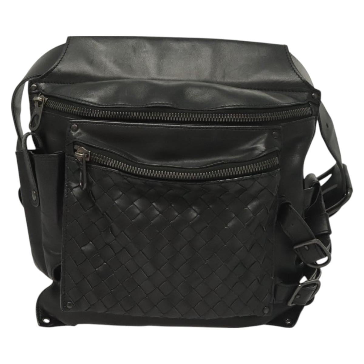 Bottega Veneta Utility Waist Bag Leather with Intrecciato, BLACK, LEATHER, Travel bag