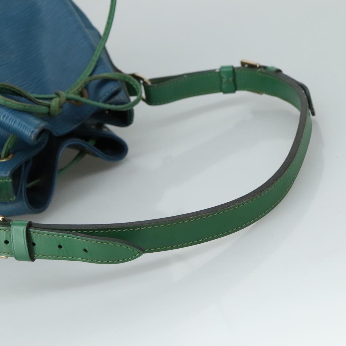 Louis Vuitton Bicolor Noe Handbag Epi Leather, BLUE, LEATHER, Shoulder bag