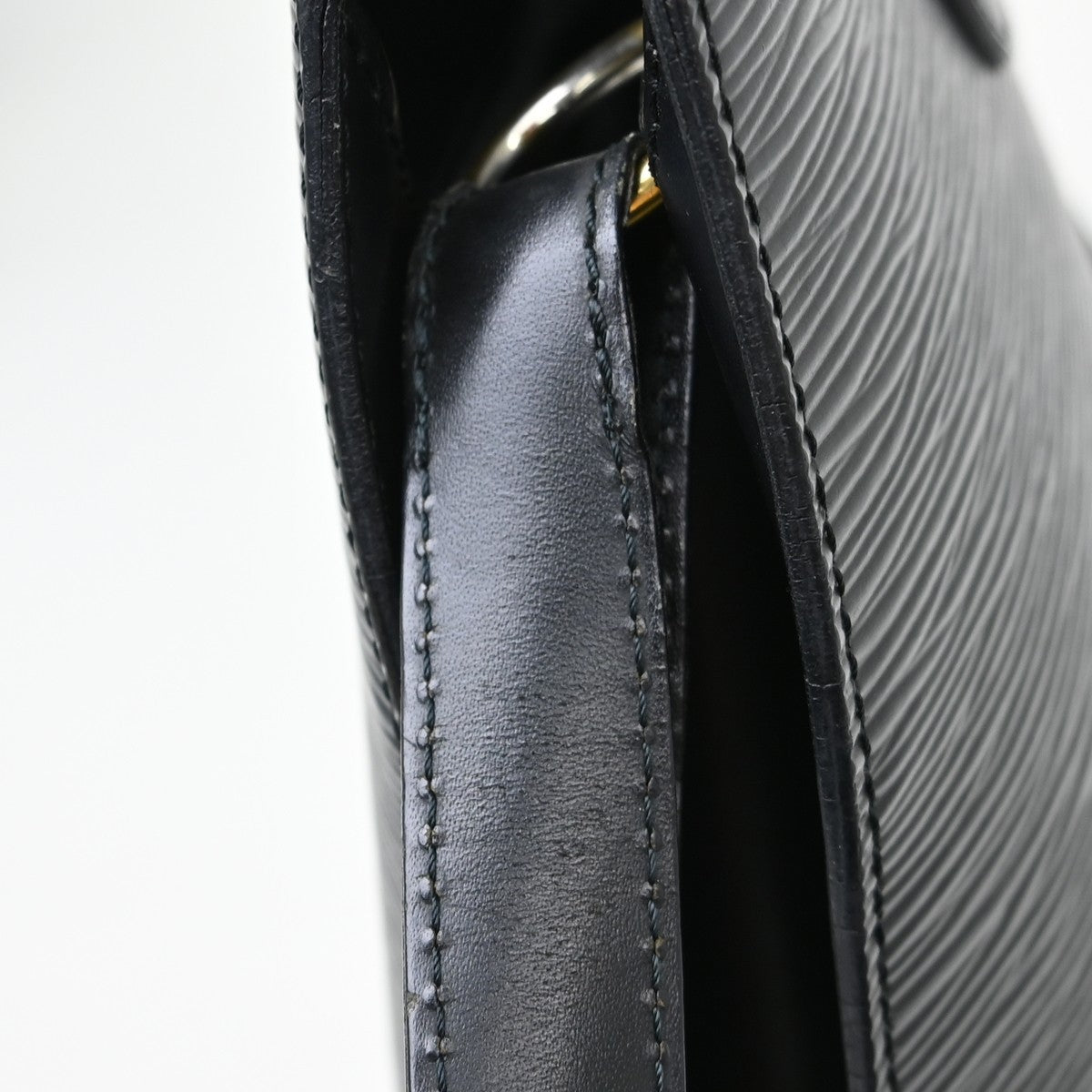 Louis Vuitton Cluny Shoulder Bag Epi Leather, Black, Leather, Shoulder Bag
