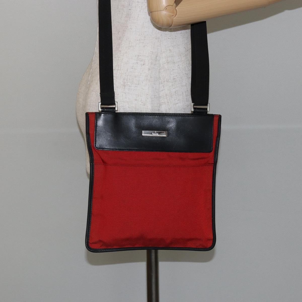 Gucci Front Pocket Messenger Nylon, RED, NYLON, Shoulder bag
