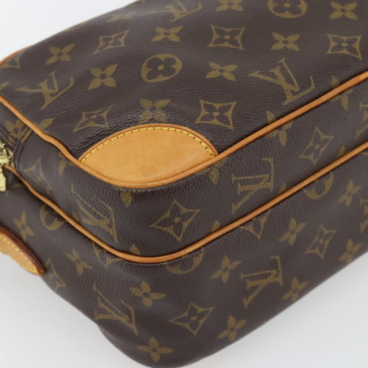 Louis Vuitton Nil Messenger Bag Monogram Canvas, Brown, Canvas, Shoulder Bag