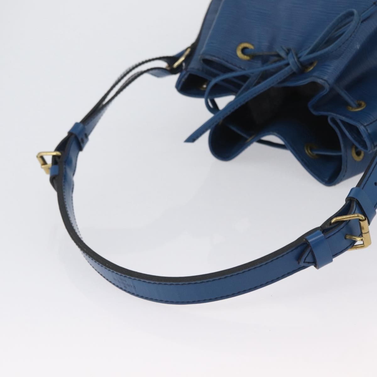Louis Vuitton Petit Noe NM Handbag Epi Leather, BLUE, LEATHER, Shoulder bag