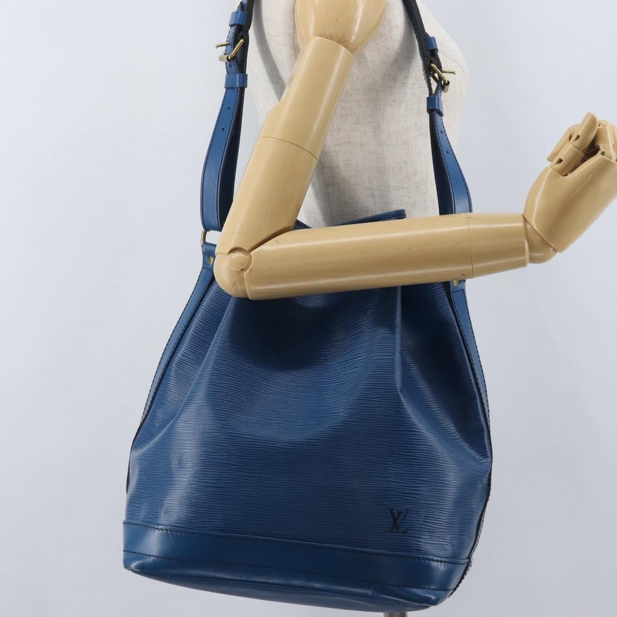 Louis Vuitton Petit Noe NM Handbag Epi Leather, BLUE, LEATHER, Shoulder bag