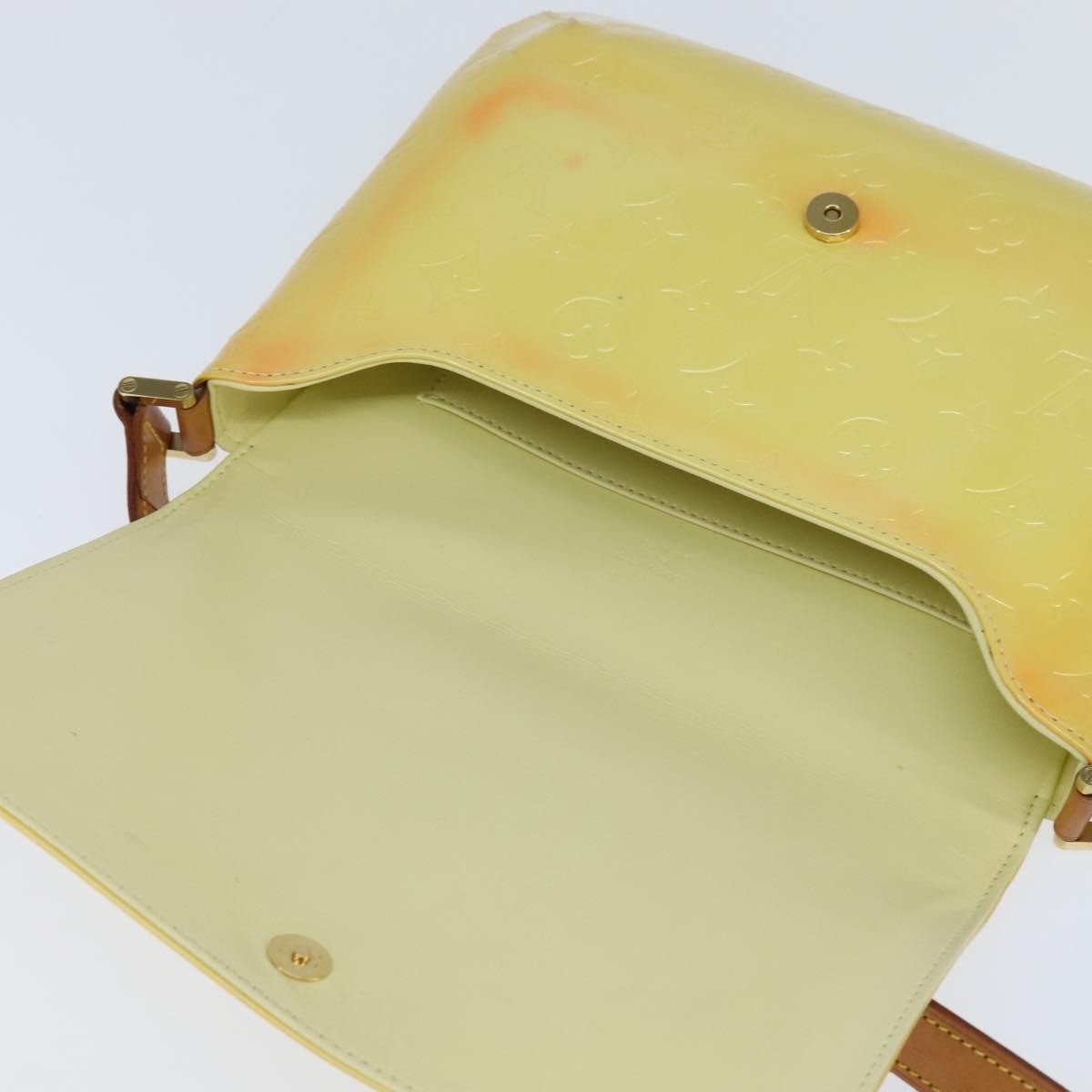 Louis Vuitton Thompson Street Handbag Monogram Vernis, YELLOW, PATENT_LEATHER, Shoulder bag