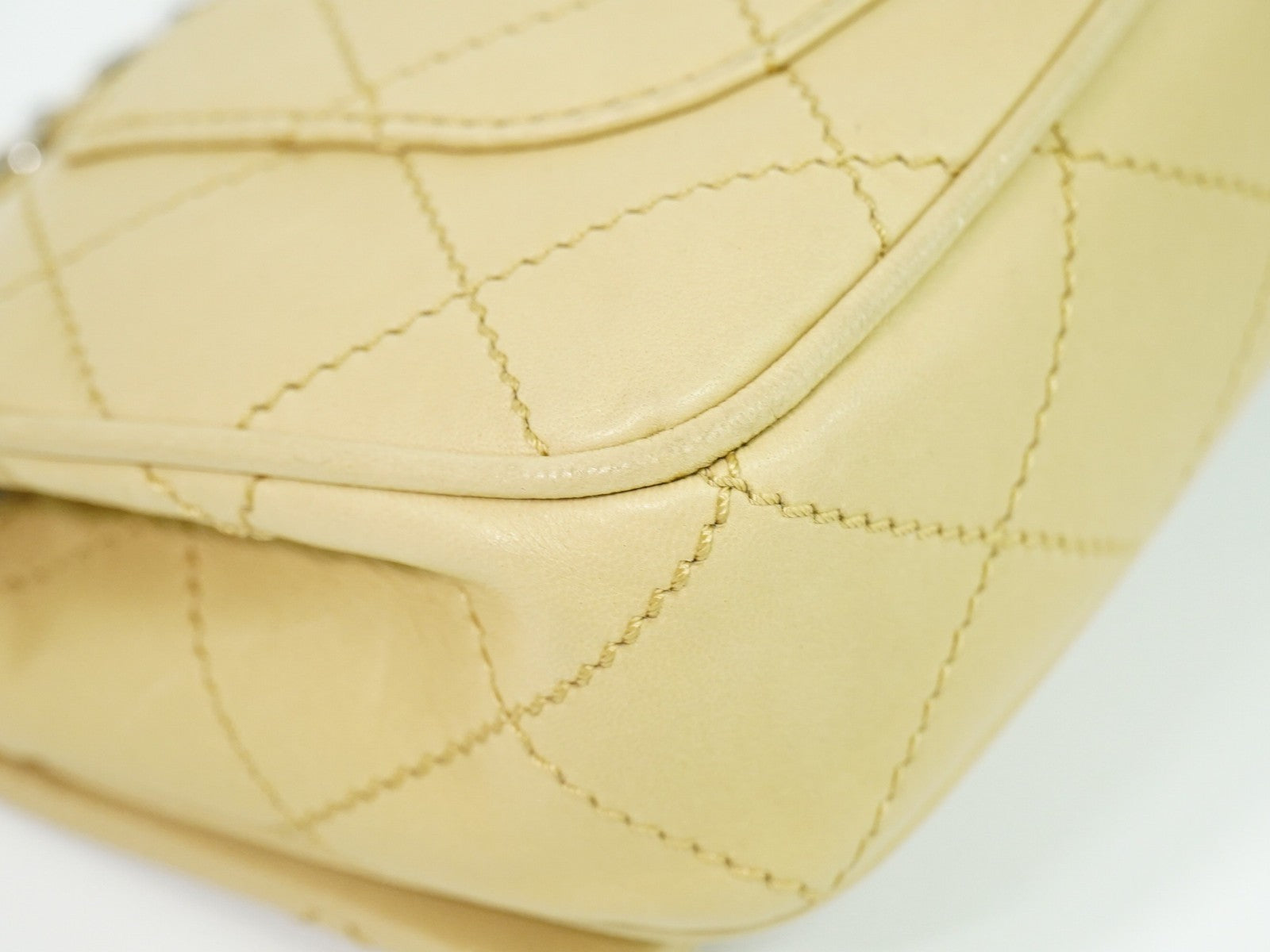 Chanel Reissue 2.55 Flap Bag Quilted Lambskin, BEIGE, LEATHER, Shoulder bag