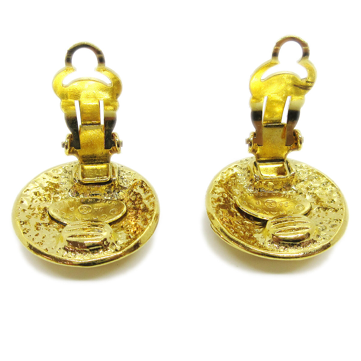 Chanel Vintage CC Round Clip-On Earrings Metal, GOLD, GOLD_PLATED, Earrings