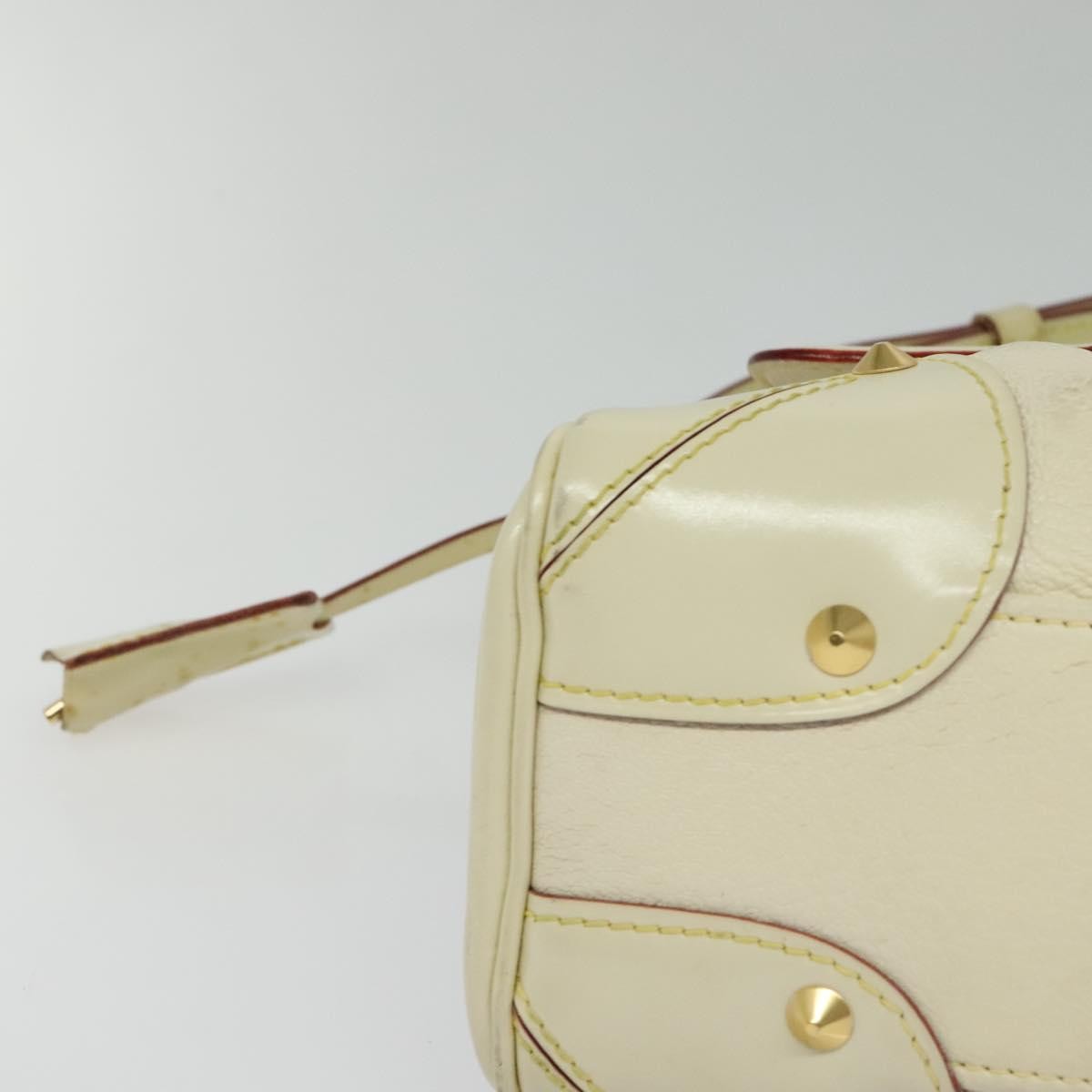 Louis Vuitton Suhali L'Essentiel Handbag Leather, WHITE, LEATHER, Shoulder bag
