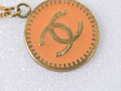 Chanel Vintage CC Round Pendant Necklace Metal, GOLD, GOLD_PLATED, Necklace