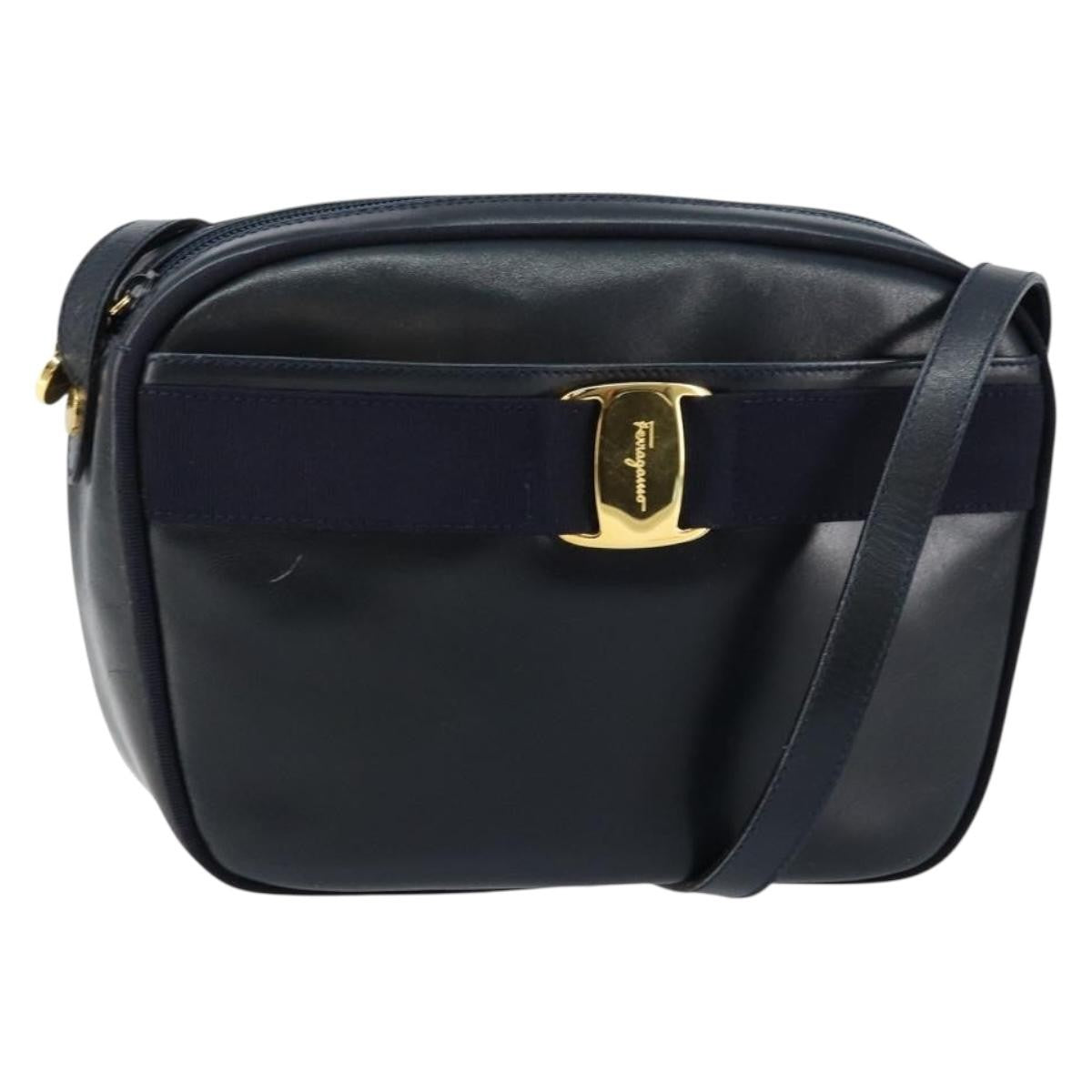 Salvatore Ferragamo Vala Shoulder Bag Leather, NAVY, LEATHER, Shoulder bag