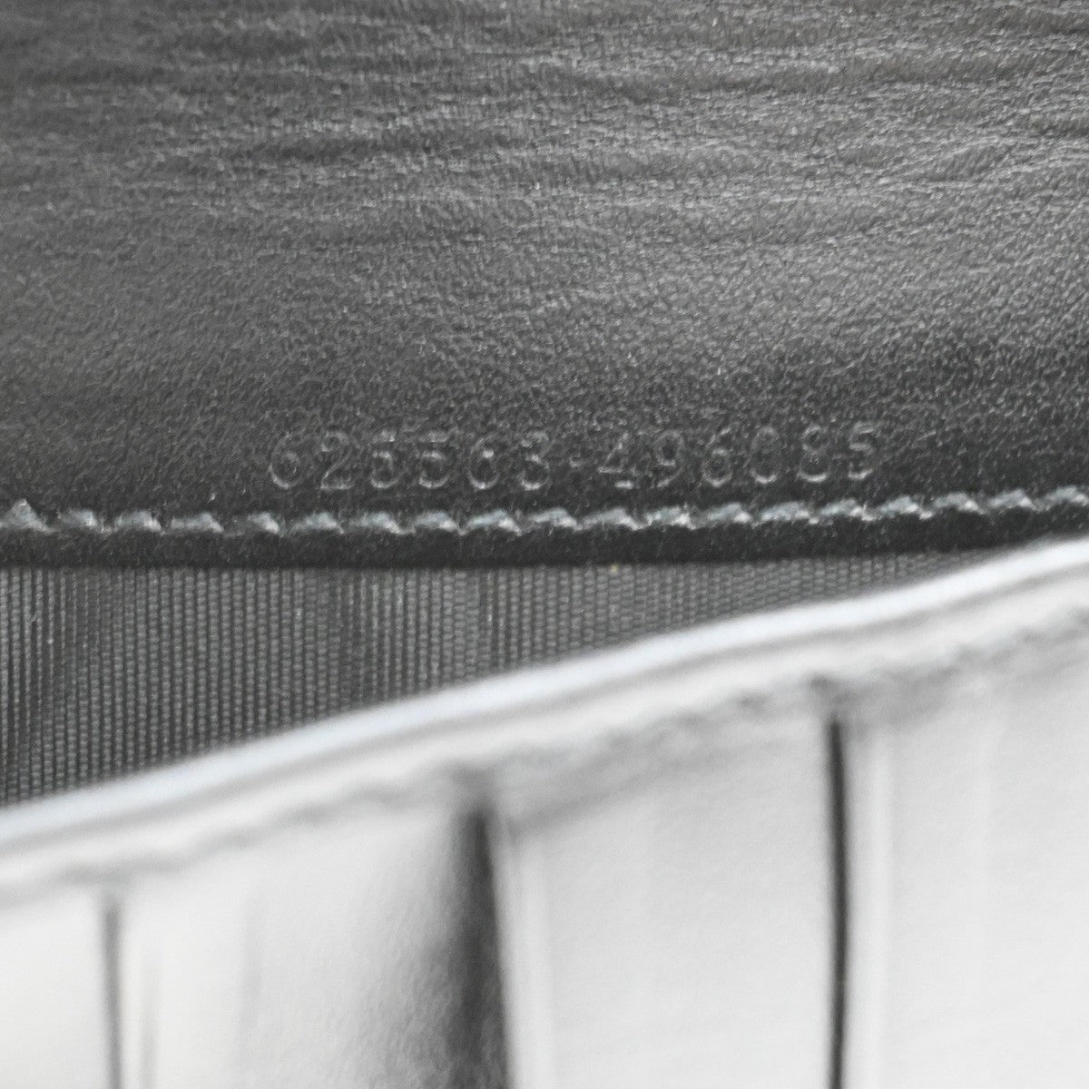 Gucci Signature Zip Around Wallet Guccissima Leather, BLACK, LEATHER, Wallets