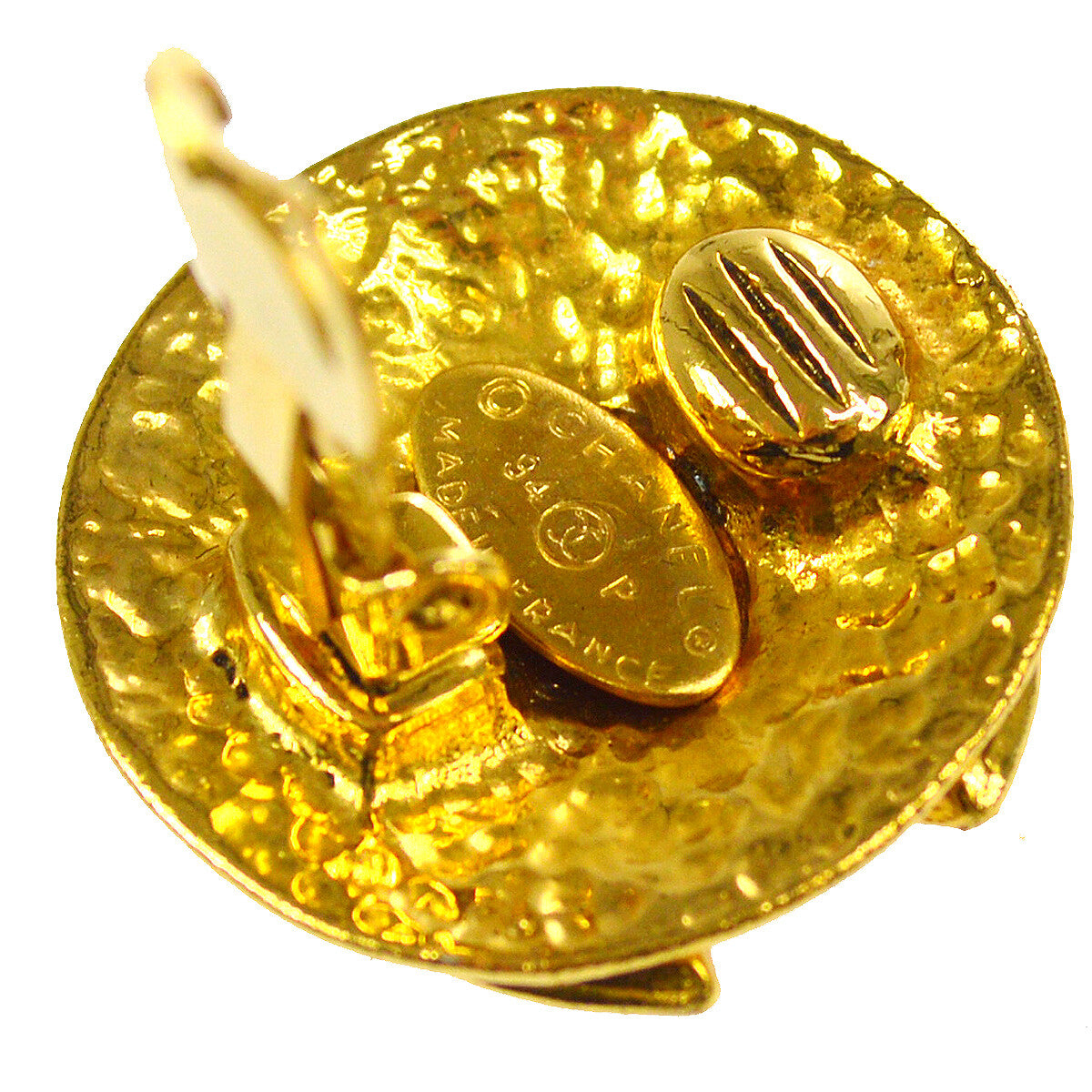 Chanel CC Button Clip-On Earrings Metal, GOLD, GOLD_PLATED, Earrings