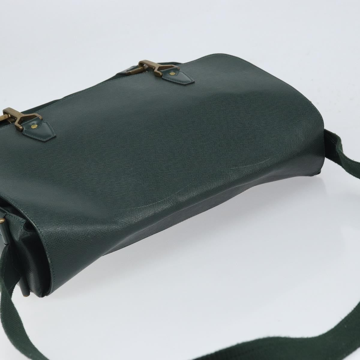 Louis Vuitton Dersou Bag Taiga Leather and Canvas, GREEN, LEATHER, Shoulder bag
