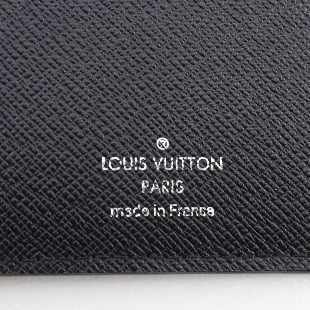 Louis Vuitton Brazza Long Bifold wallet Taiga Leather, BLACK, LEATHER, Wallets
