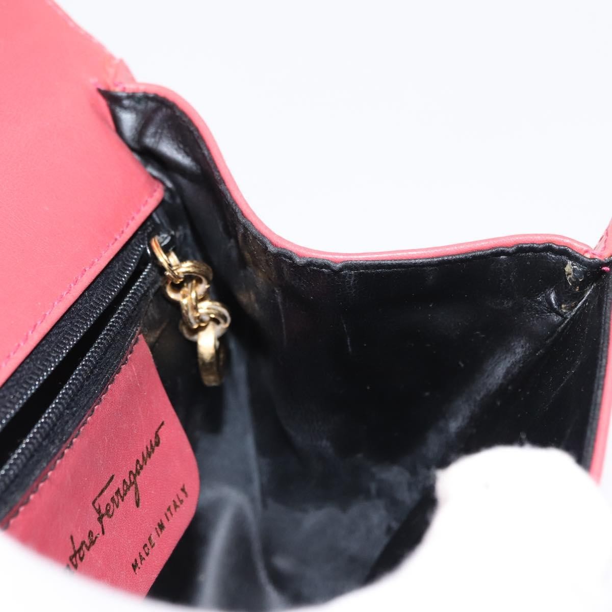 Salvatore Ferragamo Gancini Shoulder Bag Leather, PINK, LEATHER, Shoulder bag
