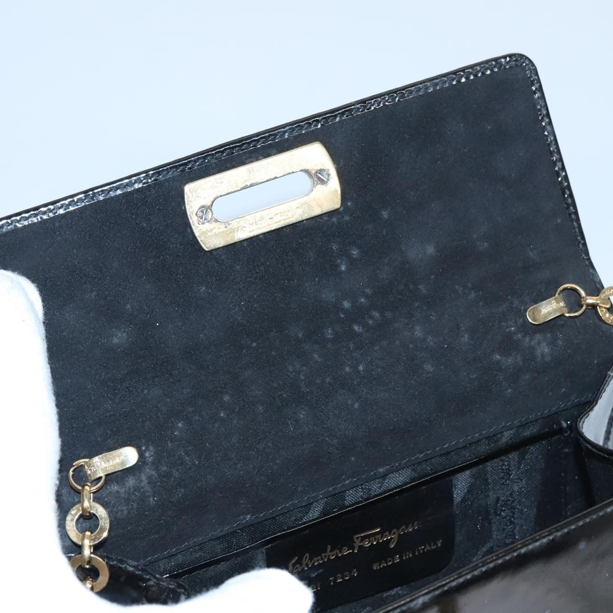 Salvatore Ferragamo Gancini Box Crossbody Bag Patent leather, BLACK, PATENT_LEATHER, Shoulder bag