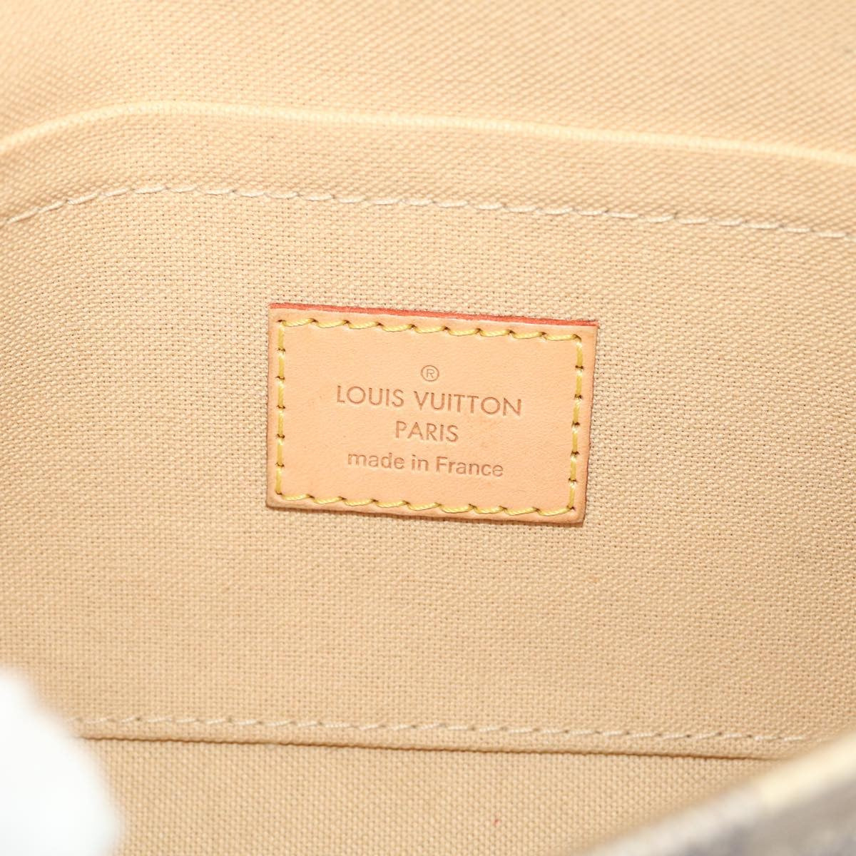 Louis Vuitton Favorite Handbag Damier, White, Canvas, Clutch