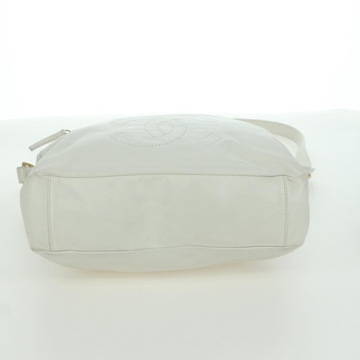 Chanel Rodeo Drive Hobo Leather, WHITE, LEATHER, Handbag
