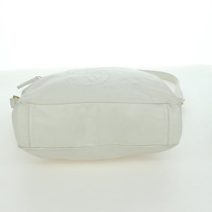 Chanel Rodeo Drive Hobo Leather, WHITE, LEATHER, Handbag