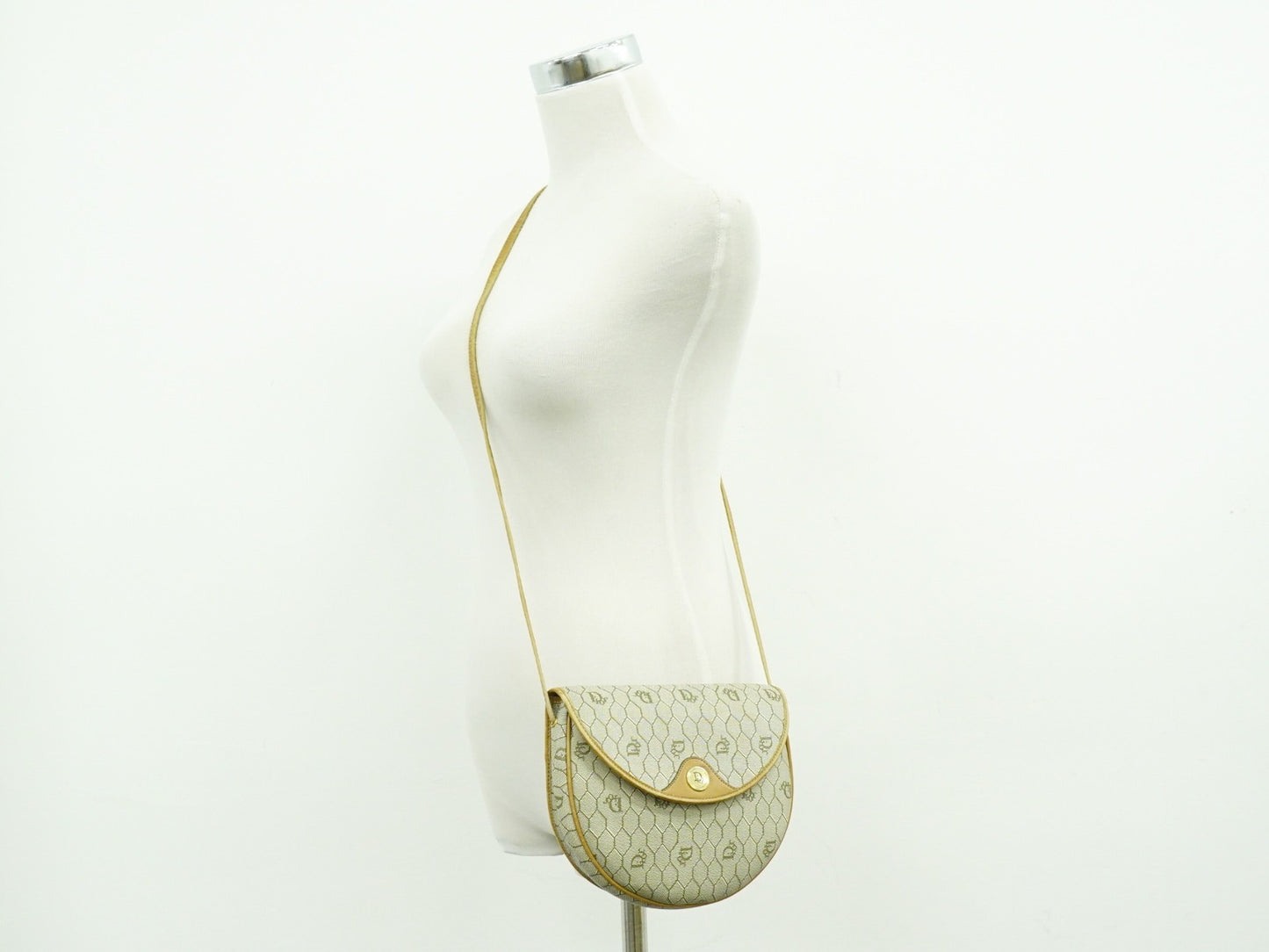 Christian Dior Vintage Honeycomb Shoulder Bag Canvas, BEIGE, CANVAS, Shoulder bag