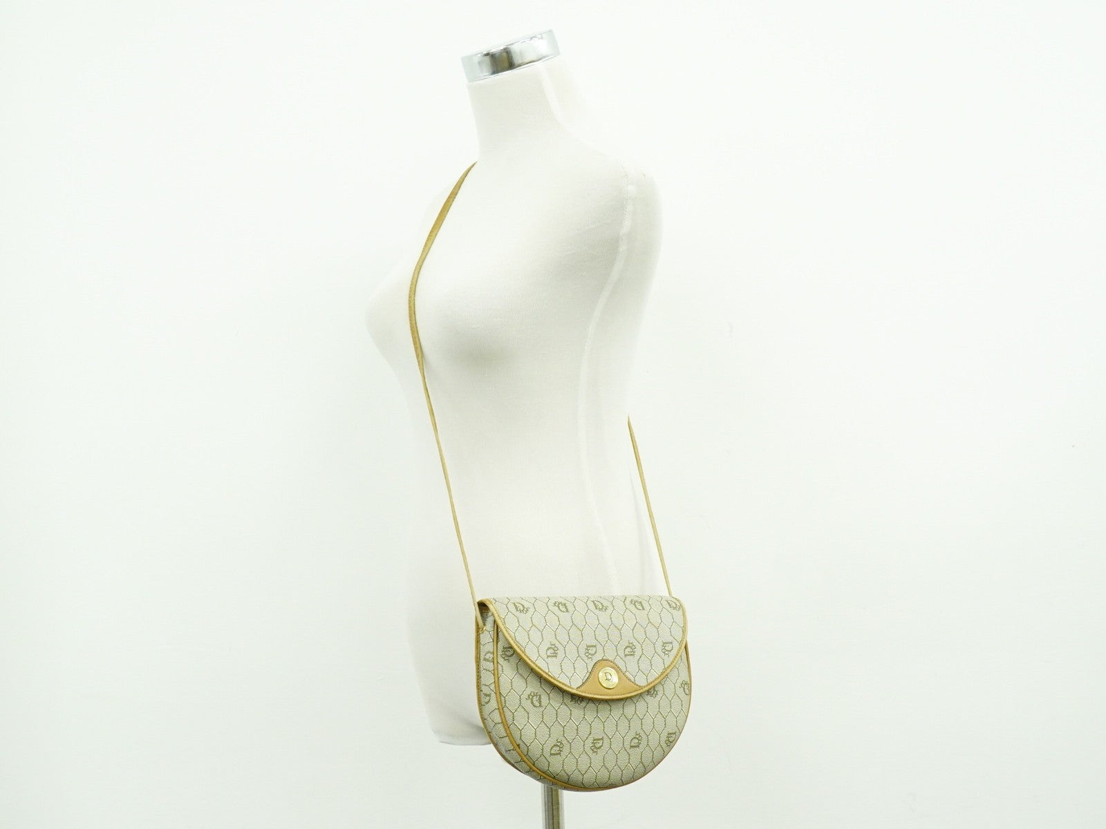 Christian Dior Vintage Honeycomb Shoulder Bag Canvas, BEIGE, CANVAS, Shoulder bag