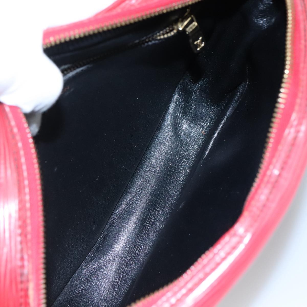 Louis Vuitton Jeune Fille Handbag Epi Leather, RED, LEATHER, Shoulder bag