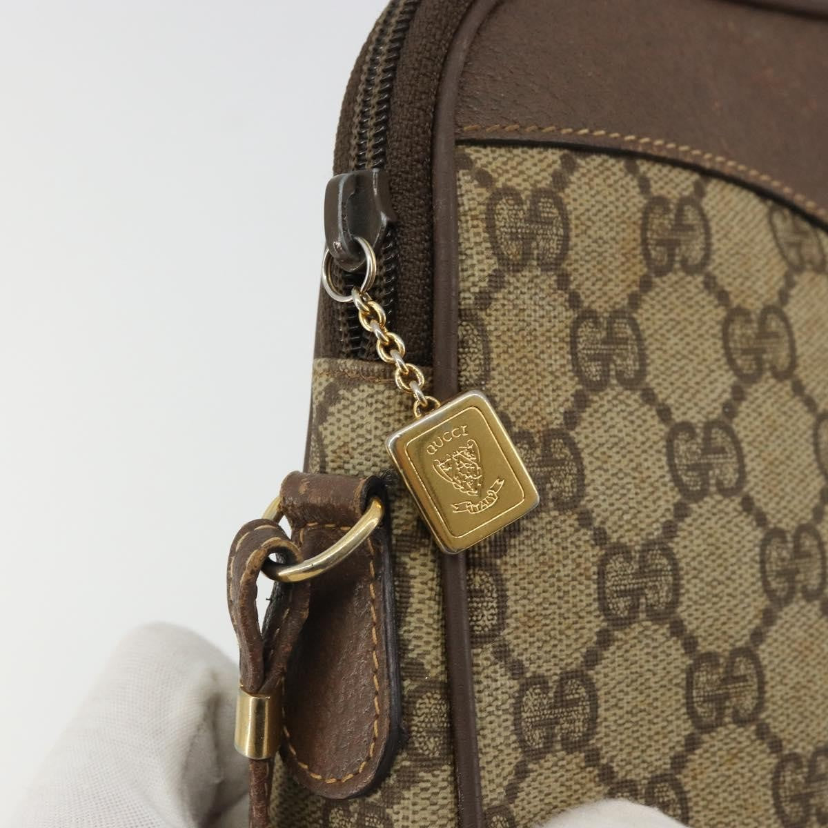 Gucci GG Supreme Shoulder Bag Canvas, Beige, Canvas, Handbag