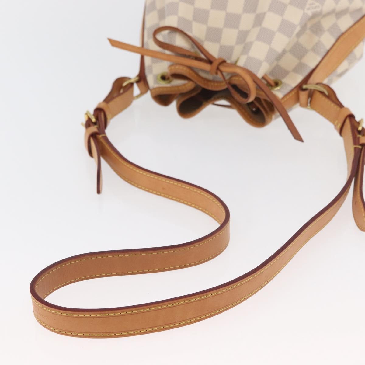 Louis Vuitton Noe Handbag Damier, White, Canvas, Handbag