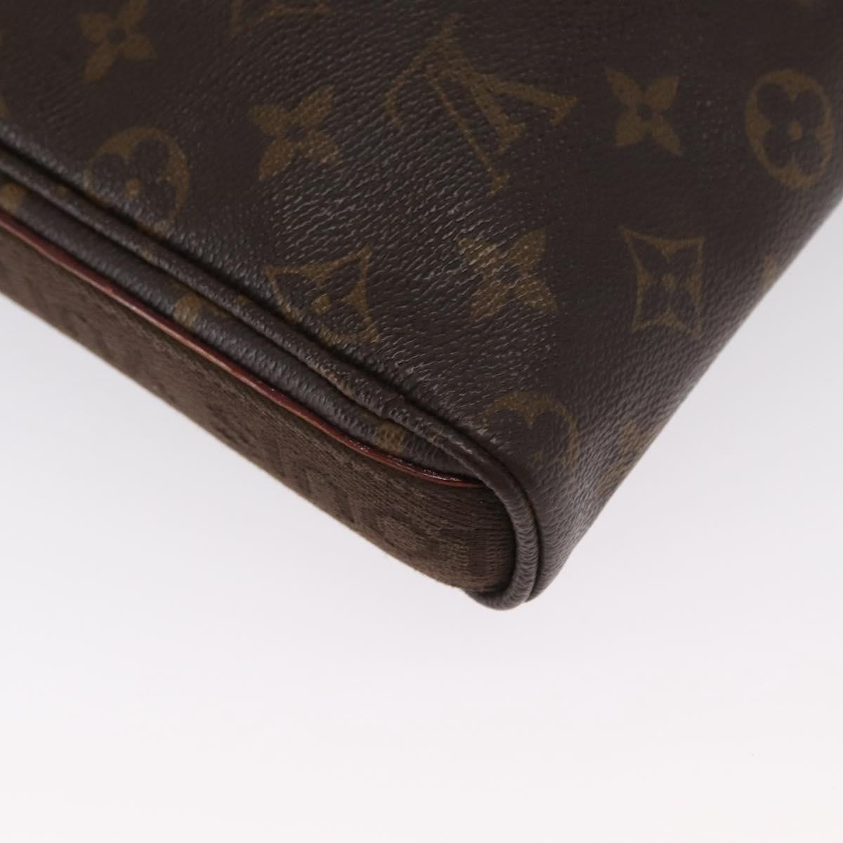 Louis Vuitton Trotteur Beaubourg Handbag Monogram Canvas, BROWN, CANVAS, Shoulder bag