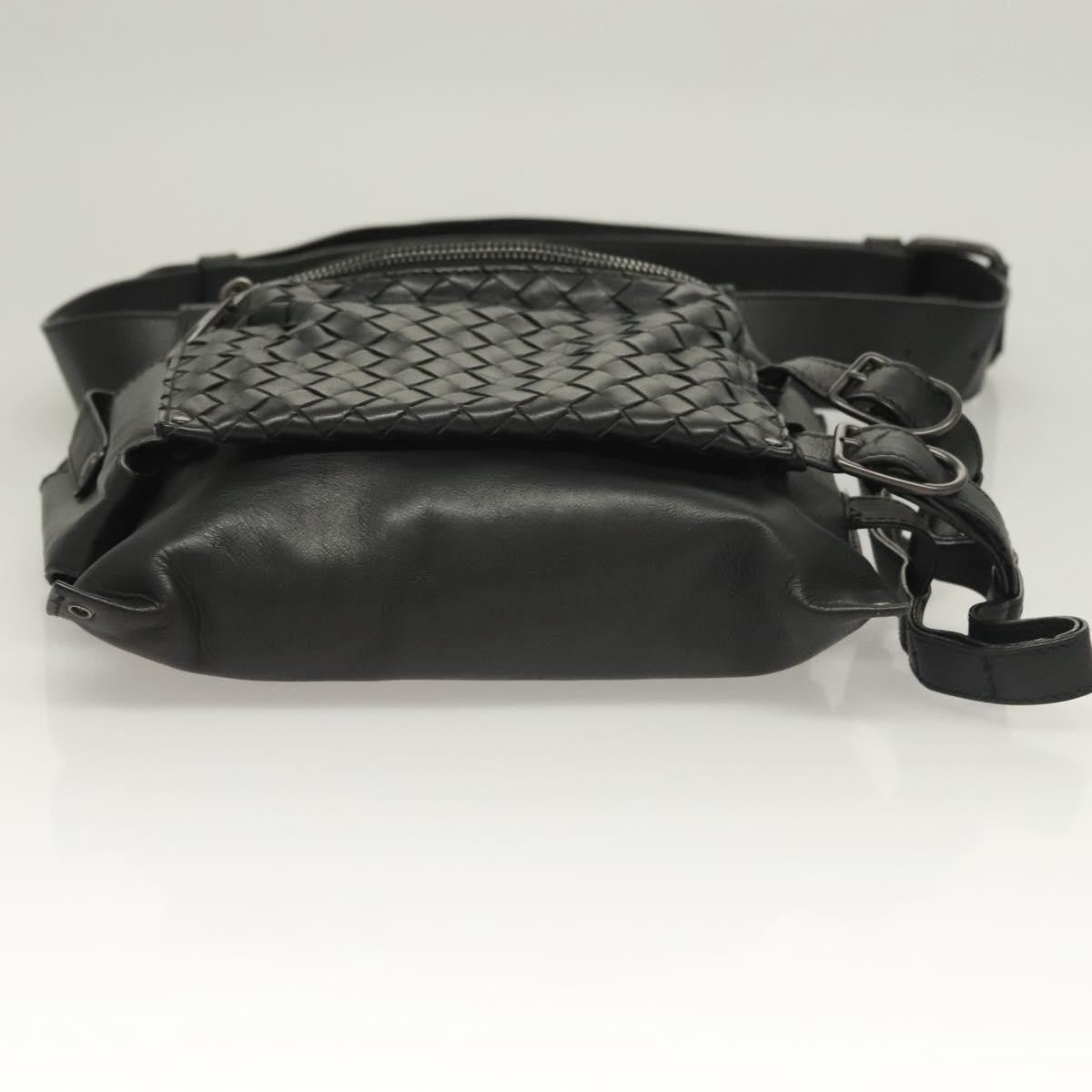 Bottega Veneta Utility Waist Bag Leather with Intrecciato, BLACK, LEATHER, Travel bag