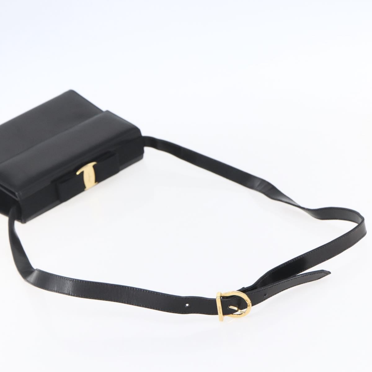 Salvatore Ferragamo Vala Shoulder Bag Leather, BLACK, LEATHER, Shoulder bag