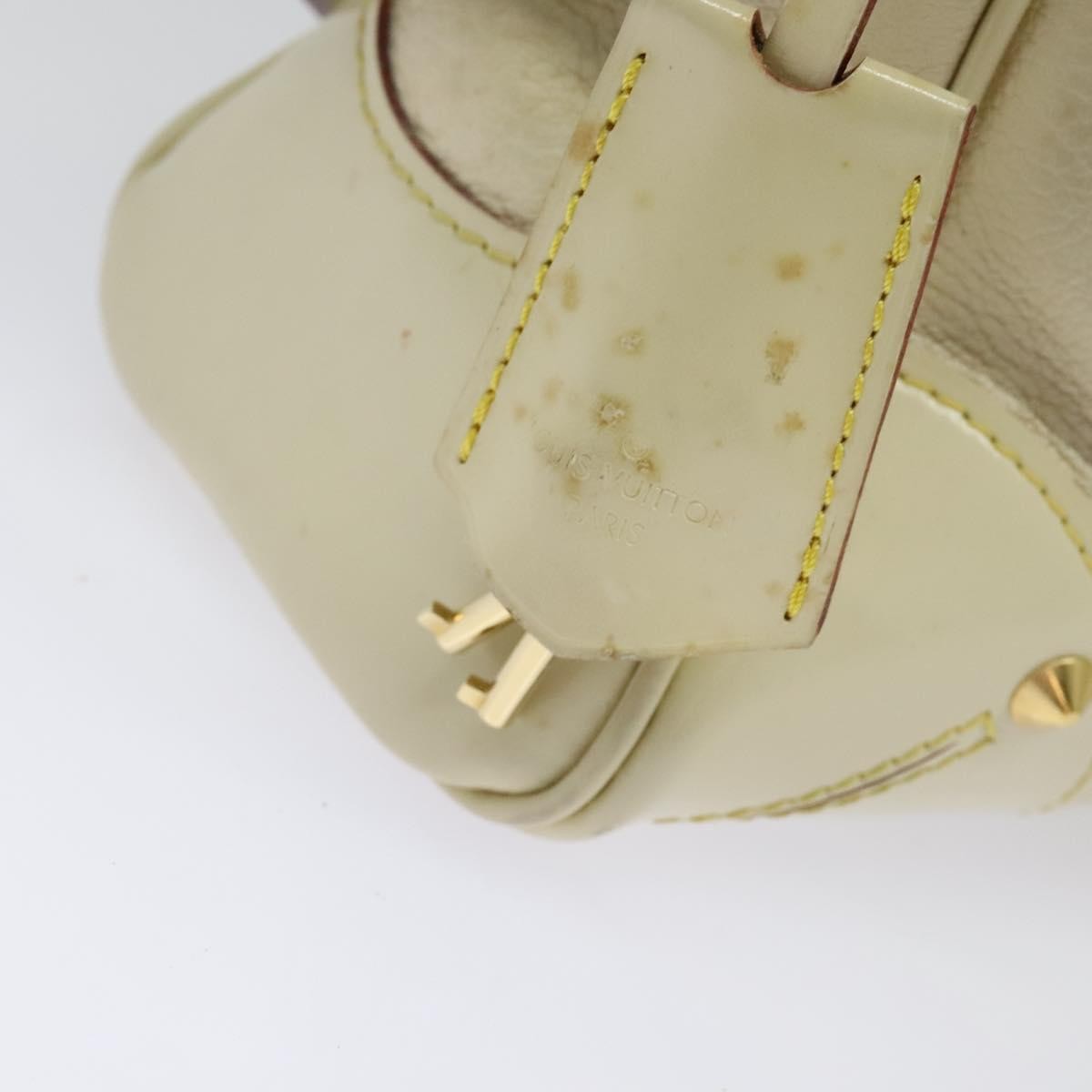 Louis Vuitton Suhali L'Essentiel Handbag Leather, WHITE, LEATHER, Shoulder bag