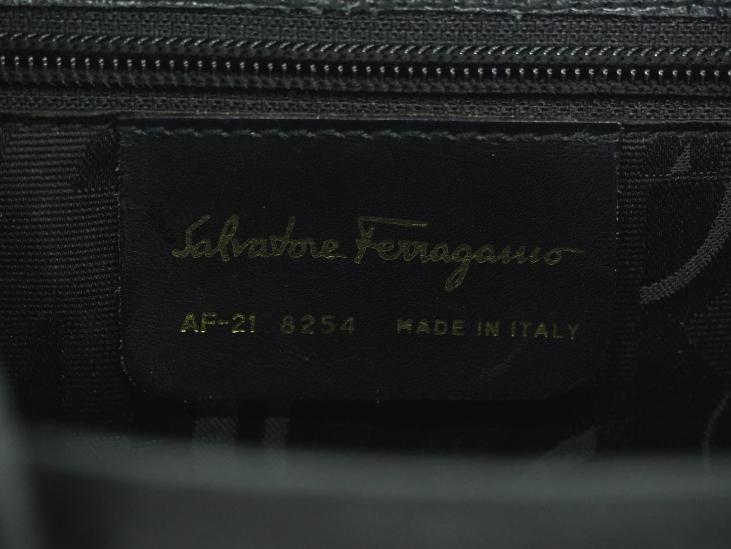 Salvatore Ferragamo Vara Tote Embossed Leather, BLACK, LEATHER, Tote bag