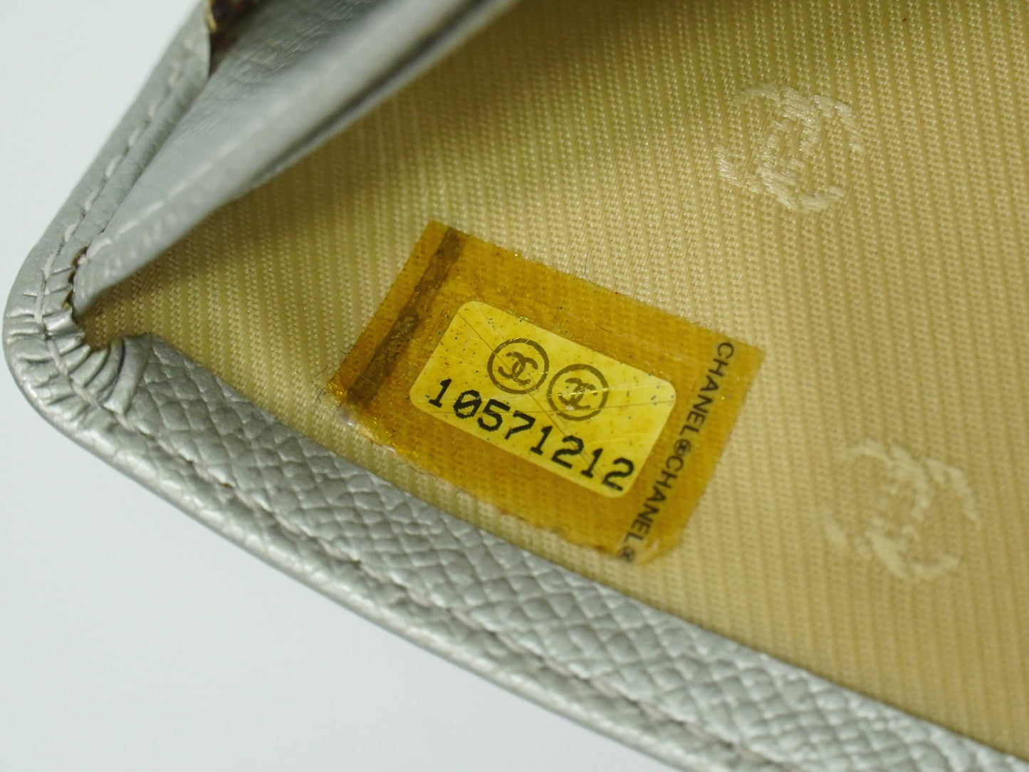 Chanel Coco bouton wallet Leather, SILVER, LEATHER, Wallets