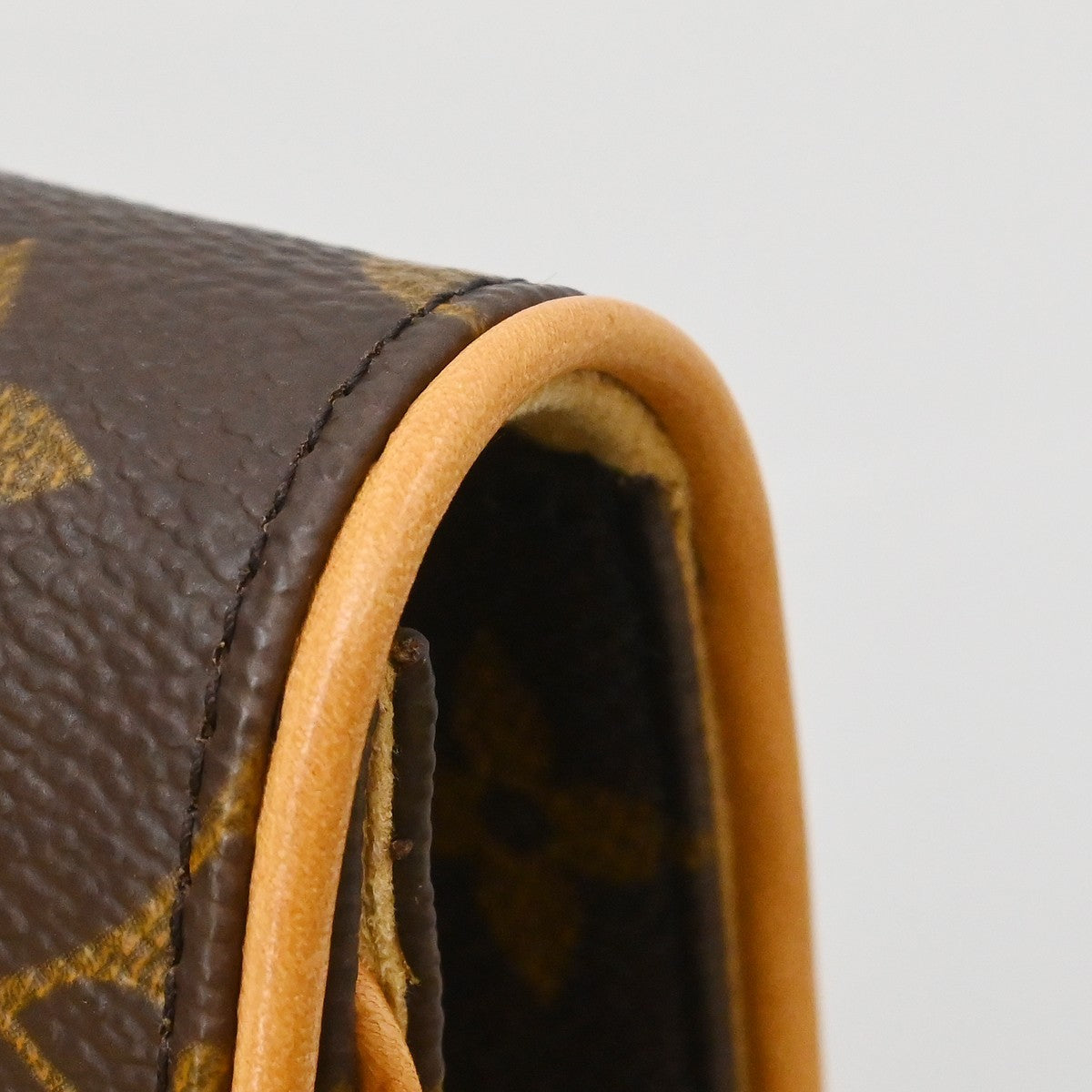 Louis Vuitton Florentine Pochette Monogram Canvas, Brown, Canvas, Clutch
