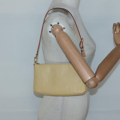 Louis Vuitton Pochette Accessoires NM Monogram Vernis, BEIGE, PATENT_LEATHER, Clutche & pouche
