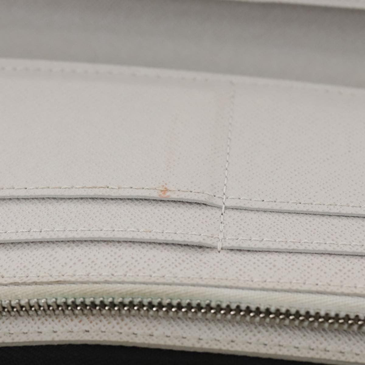 Louis Vuitton Zippy wallet vertical Taiga leather, WHITE, LEATHER, Wallets