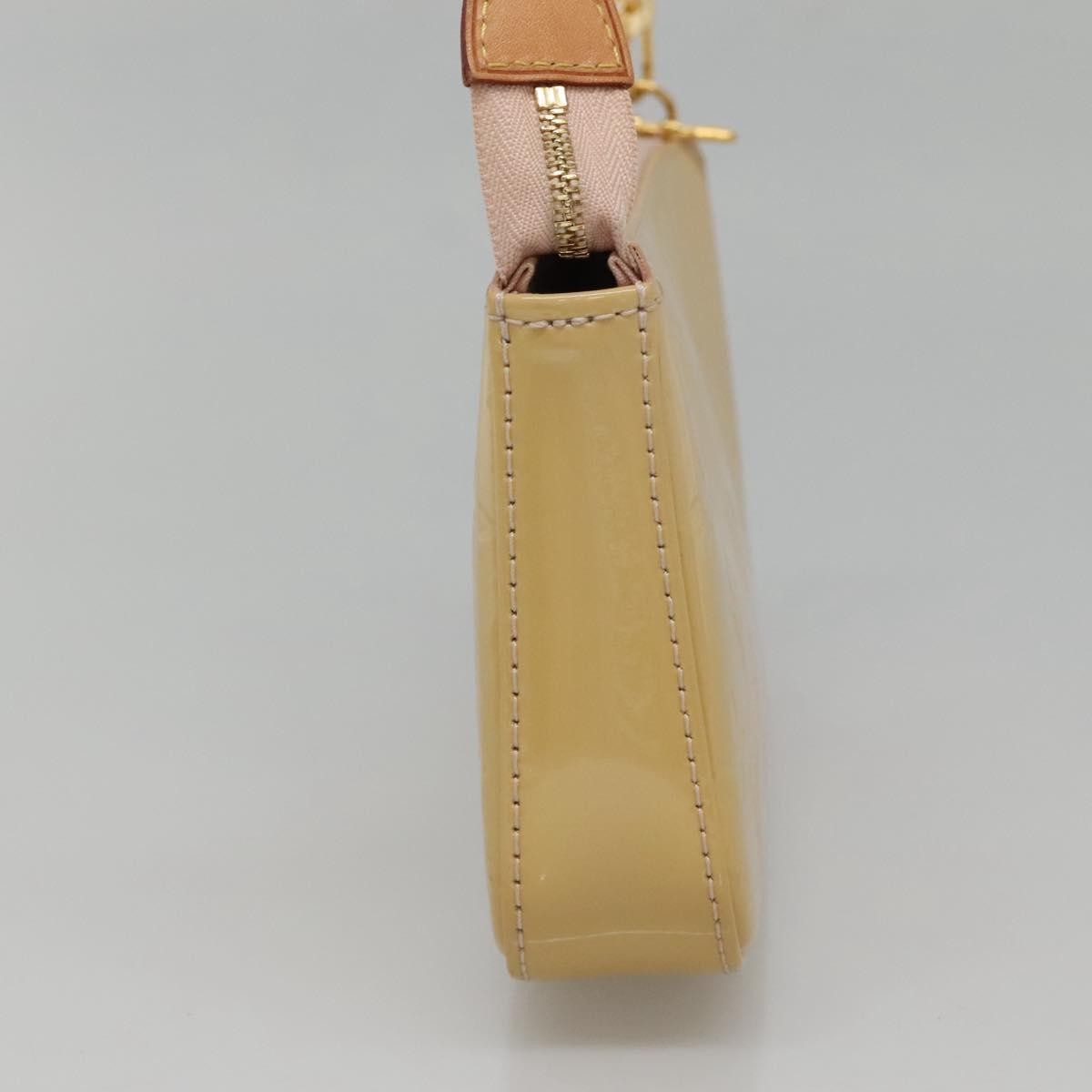 Louis Vuitton Pochette Accessoires NM Monogram Vernis, BEIGE, PATENT_LEATHER, Clutche & pouche
