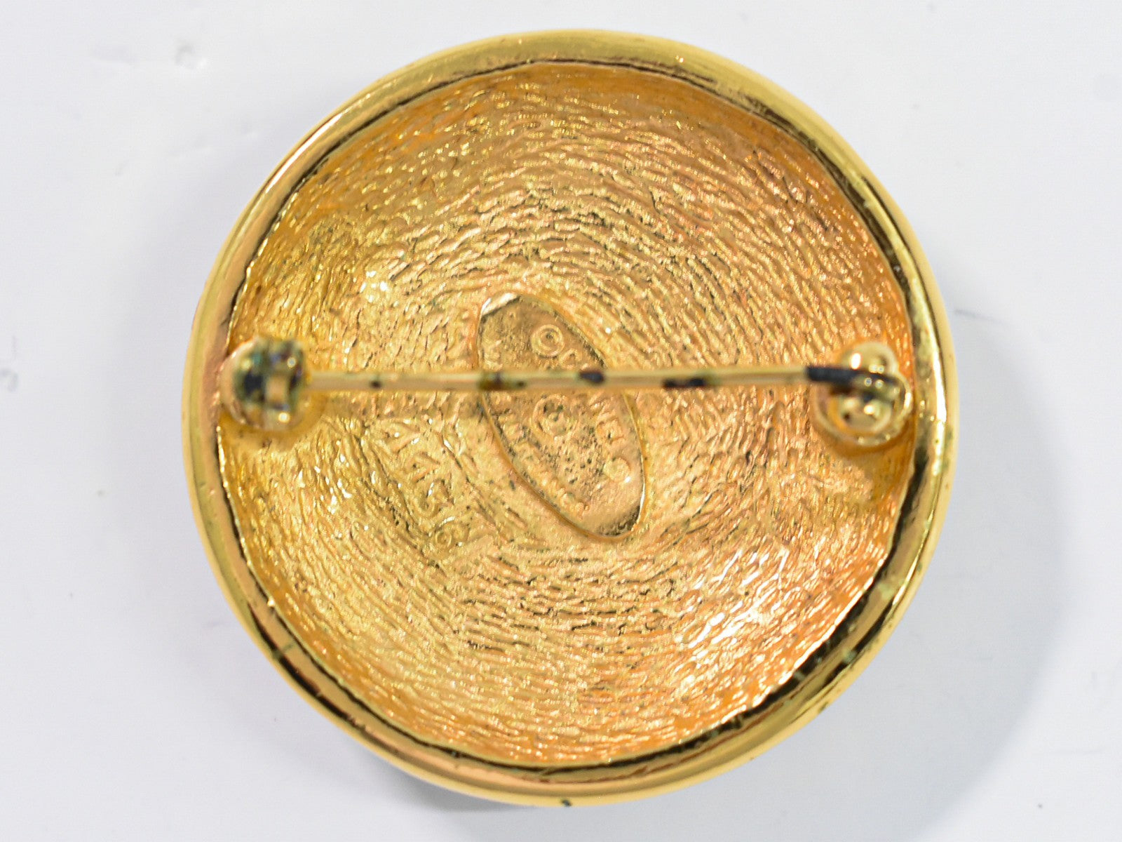 Chanel CC Brooch Metal, GOLD, GOLD_PLATED, Brooch