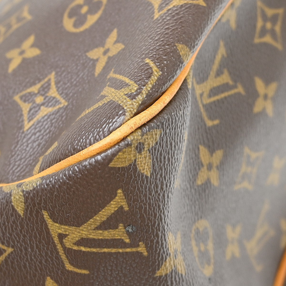 Louis Vuitton Batignolles Handbag Monogram Canvas, Brown, Canvas, Shoulder Bag