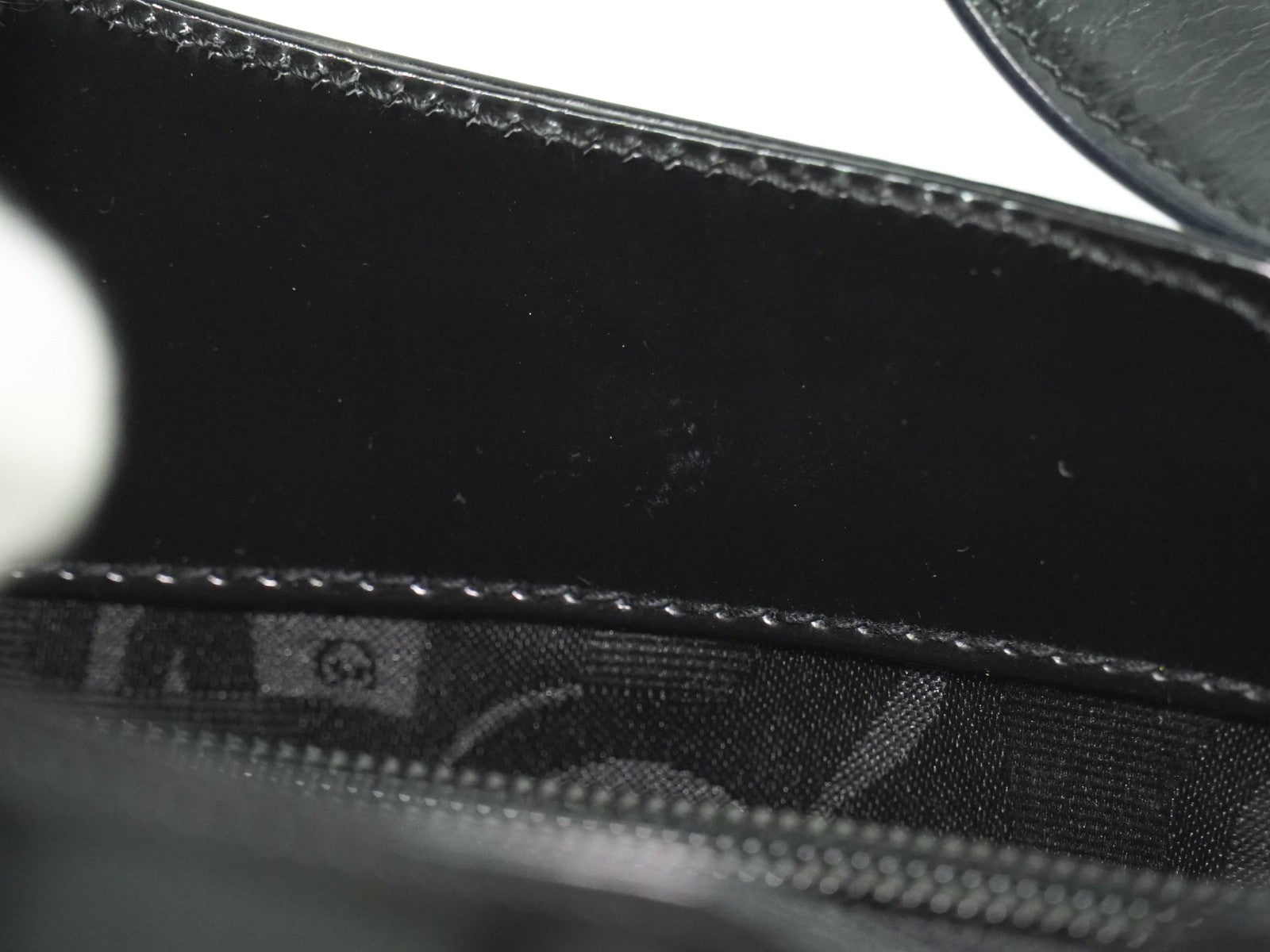 Salvatore Ferragamo Gancini Shoulder Bag Leather, BLACK, PATENT_LEATHER, Shoulder bag