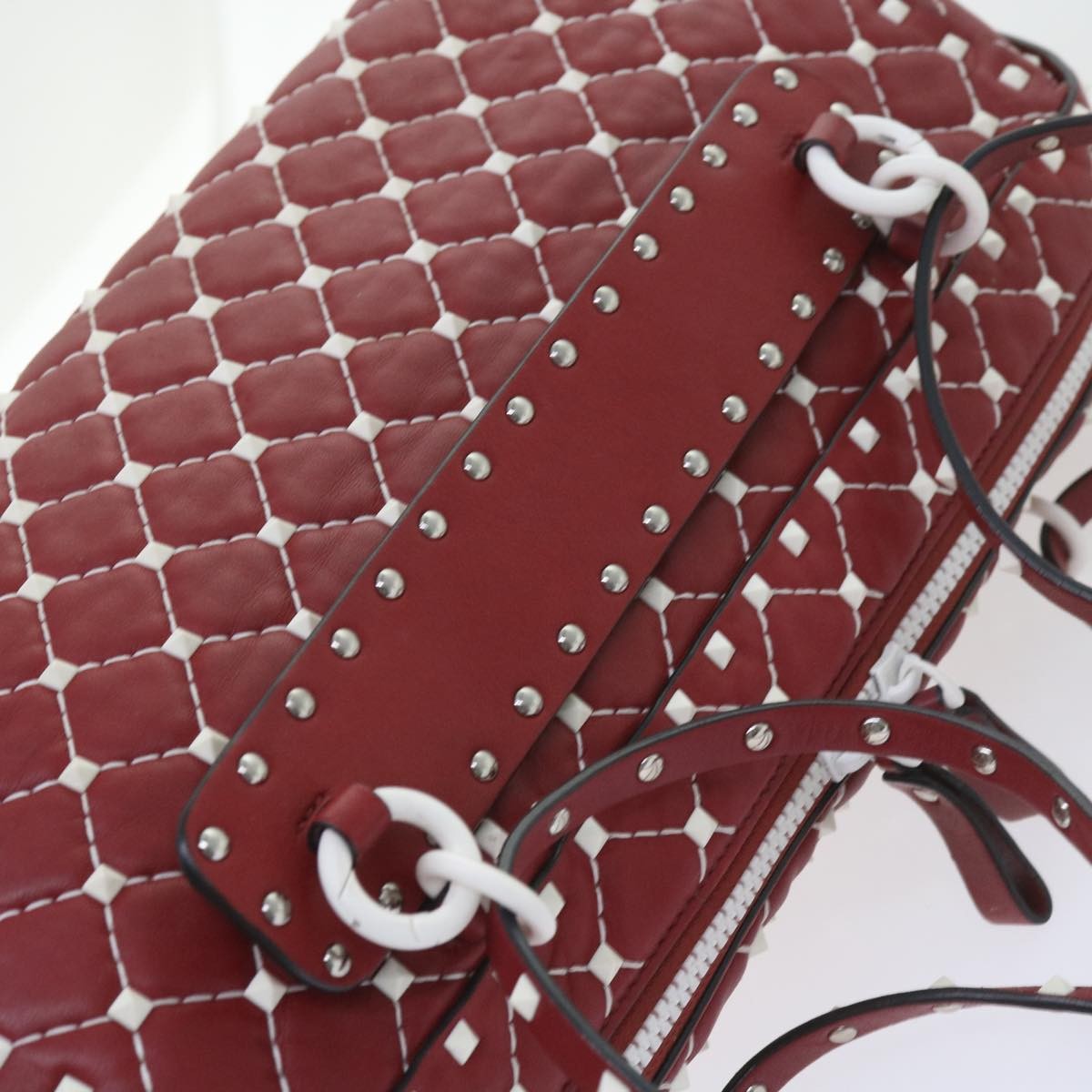 Valentino Garavani Free Rockstud Spike Duffle Bag Quilted Leather, RED, LEATHER, Travel bag